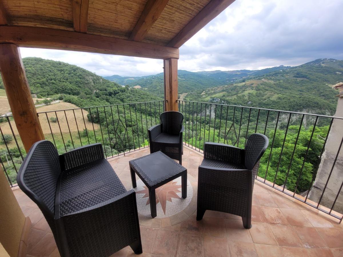 Luciae Domus Hotel Roccascalegna Exterior foto